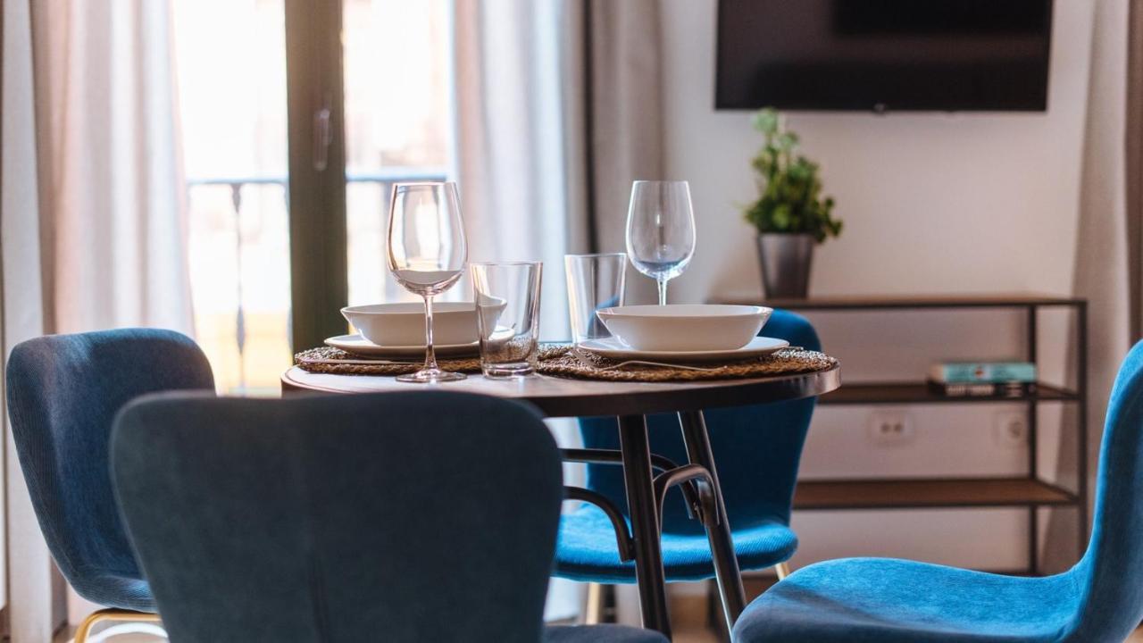 Chiqui And Vicente Suite Apartments Σεβίλλη Εξωτερικό φωτογραφία